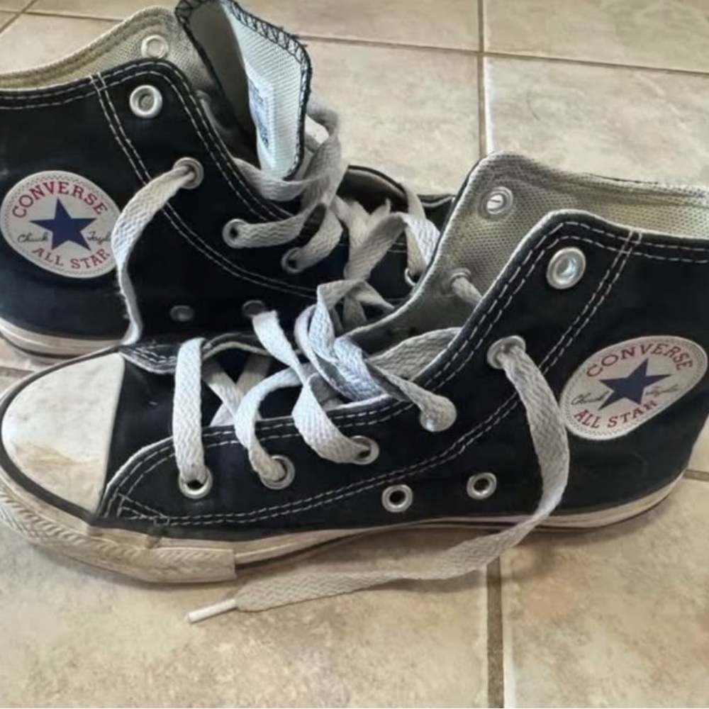 Youth Size 1 Converse Black High-Top Sneakers